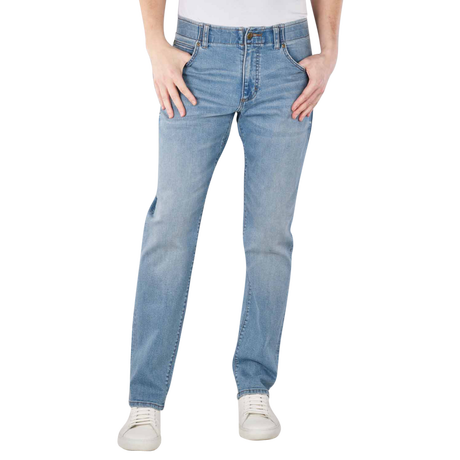 Lee Extreme Motion Straight Fit Jeans  