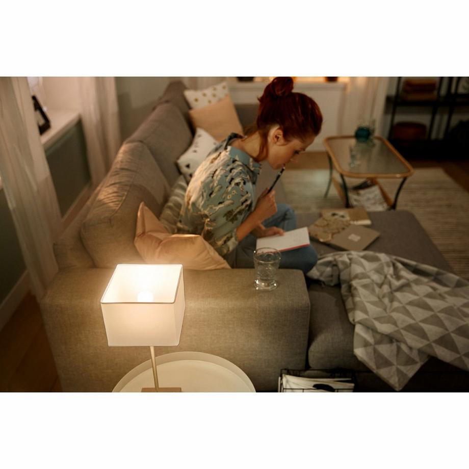 PHILIPS Hue White E14 P45 Globe 1-pack  