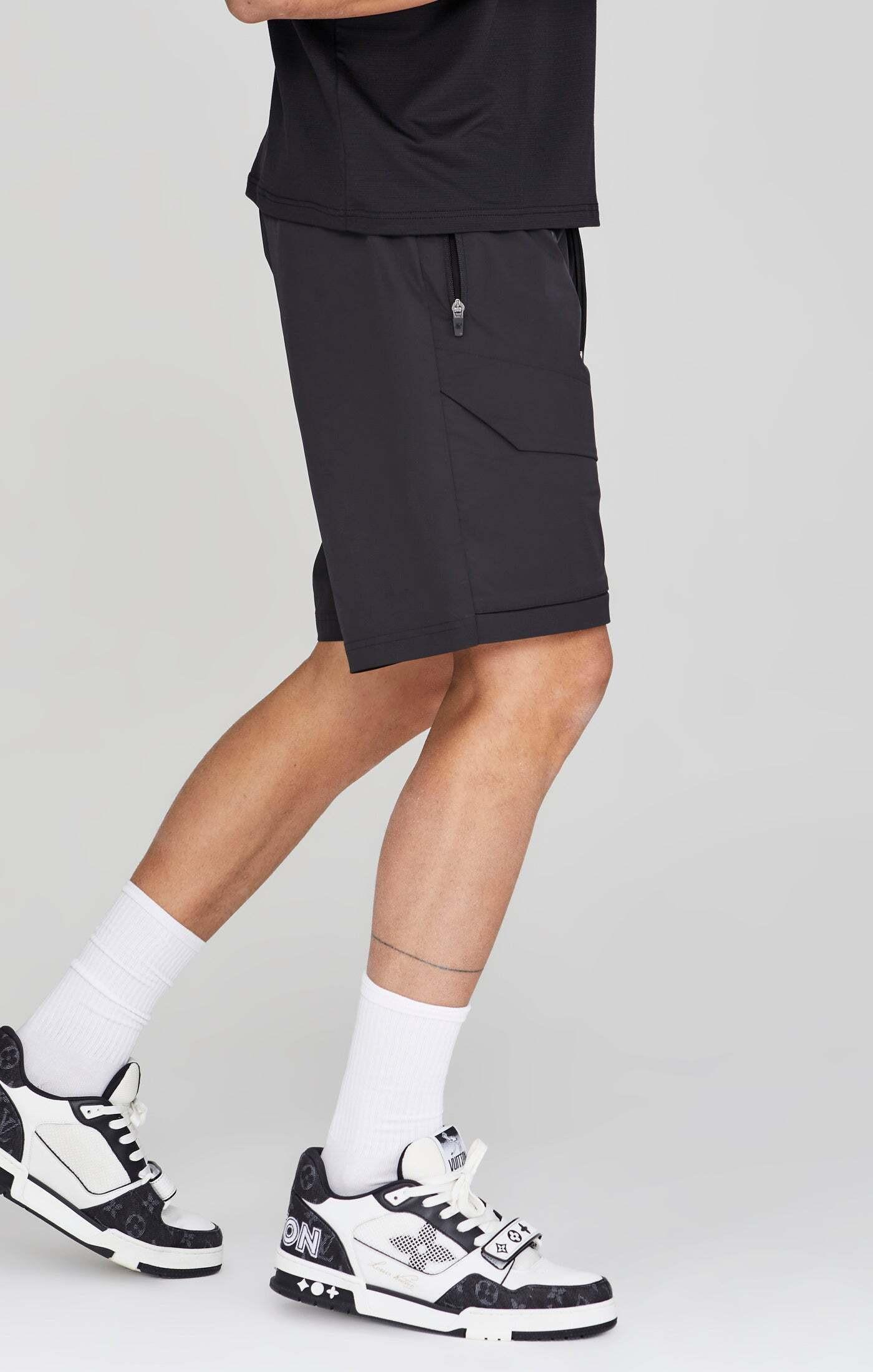 Sik Silk Cargo Shorts Schwarz  