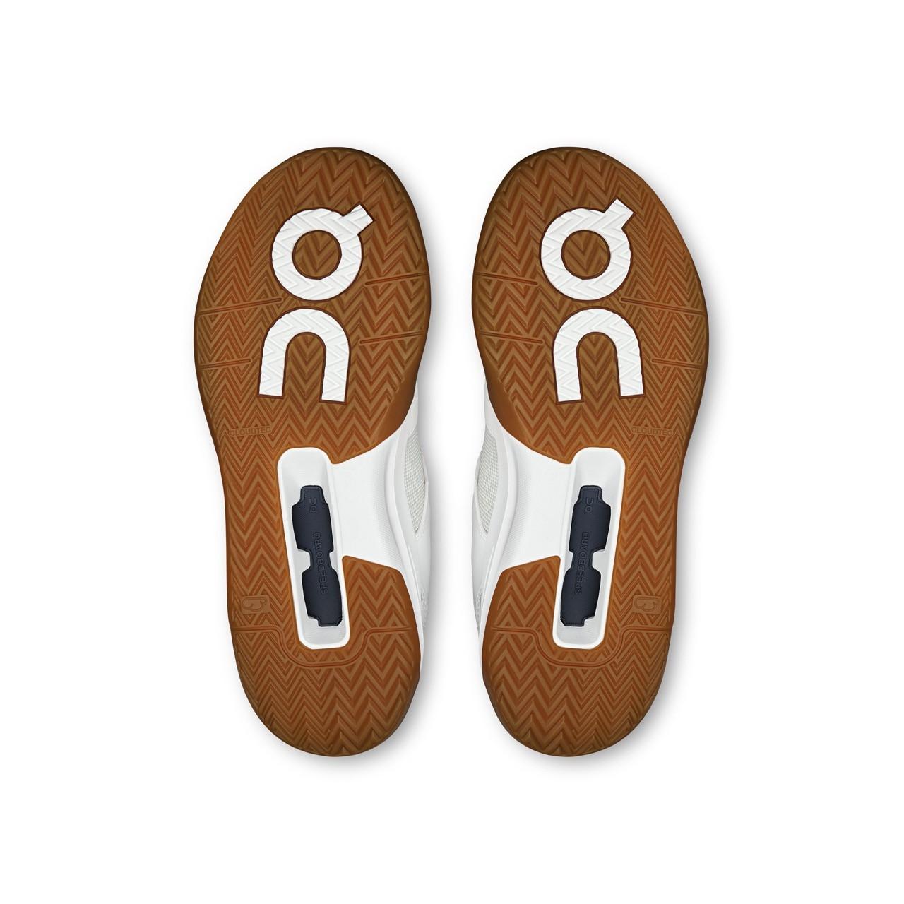 On Running  THE ROGER Clubhouse Allcourt Tennisschuh Junioren 