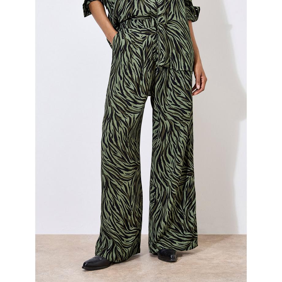 Bedruckte Hose mit weitem Bein