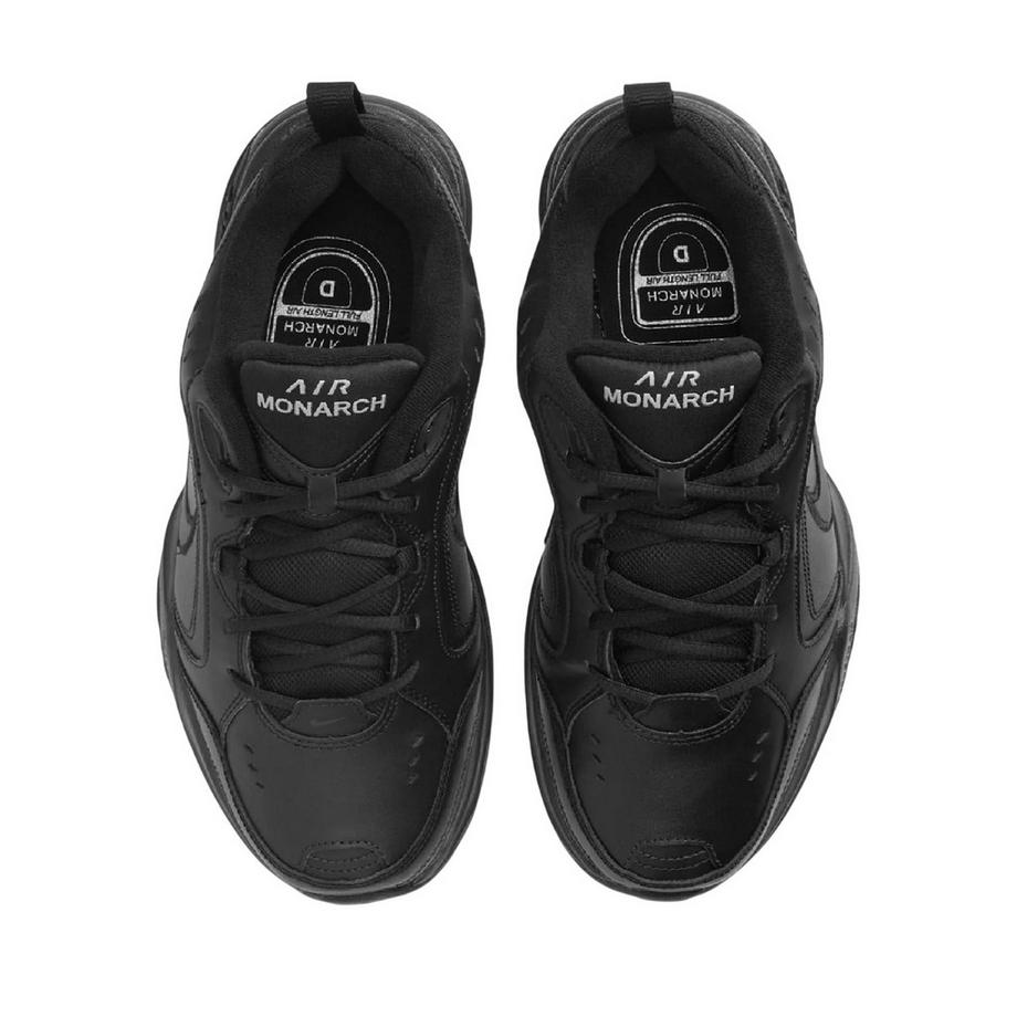 NIKE Monarch Iv Scarpe Sportive  