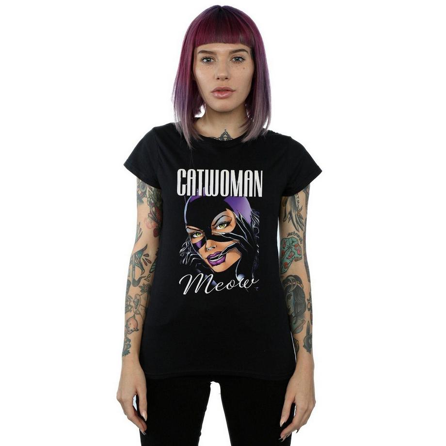 DC COMICS Feline Fatale Catwoman Meow T-Shirt  