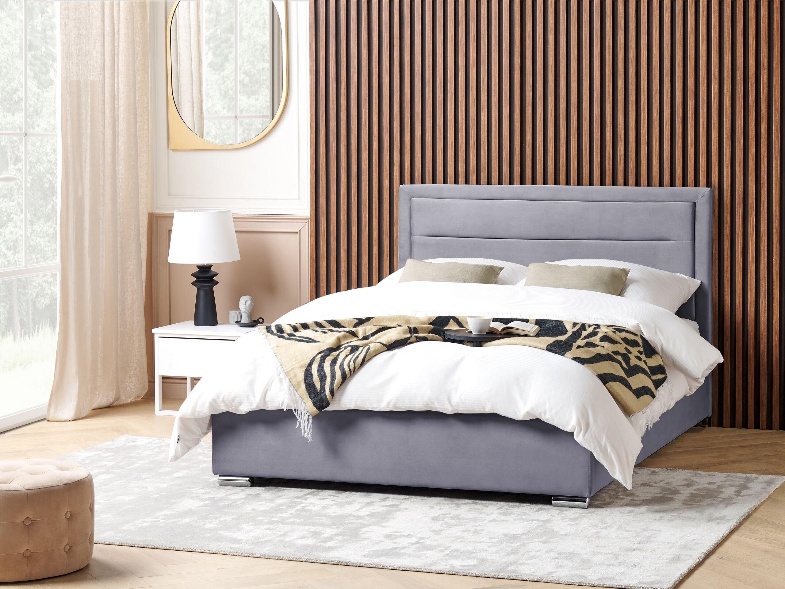 Beliani Bett mit Bettkasten aus Samtstoff Modern ROUEN  