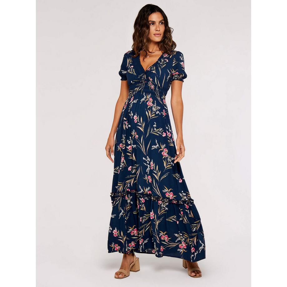 Robe longue smockée à fleurs aquarellées