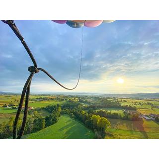 Smartbox  Flug über Norditalien: 1 Heissluftballonfahrt über Crema, Morimondo oder Mondovì - Geschenkbox 