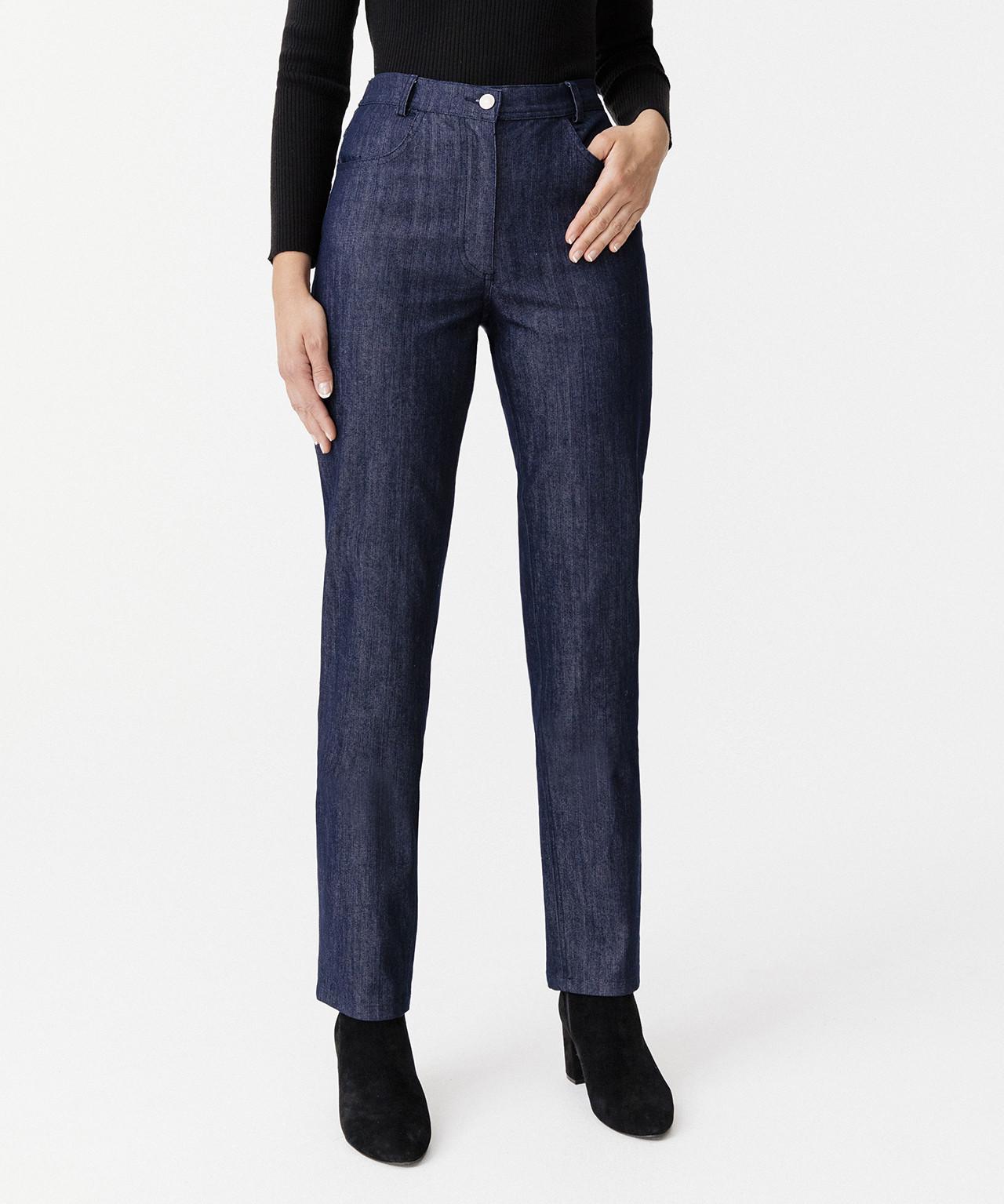 Damart  Pantalon 3 statures en toile souple et confortable. 