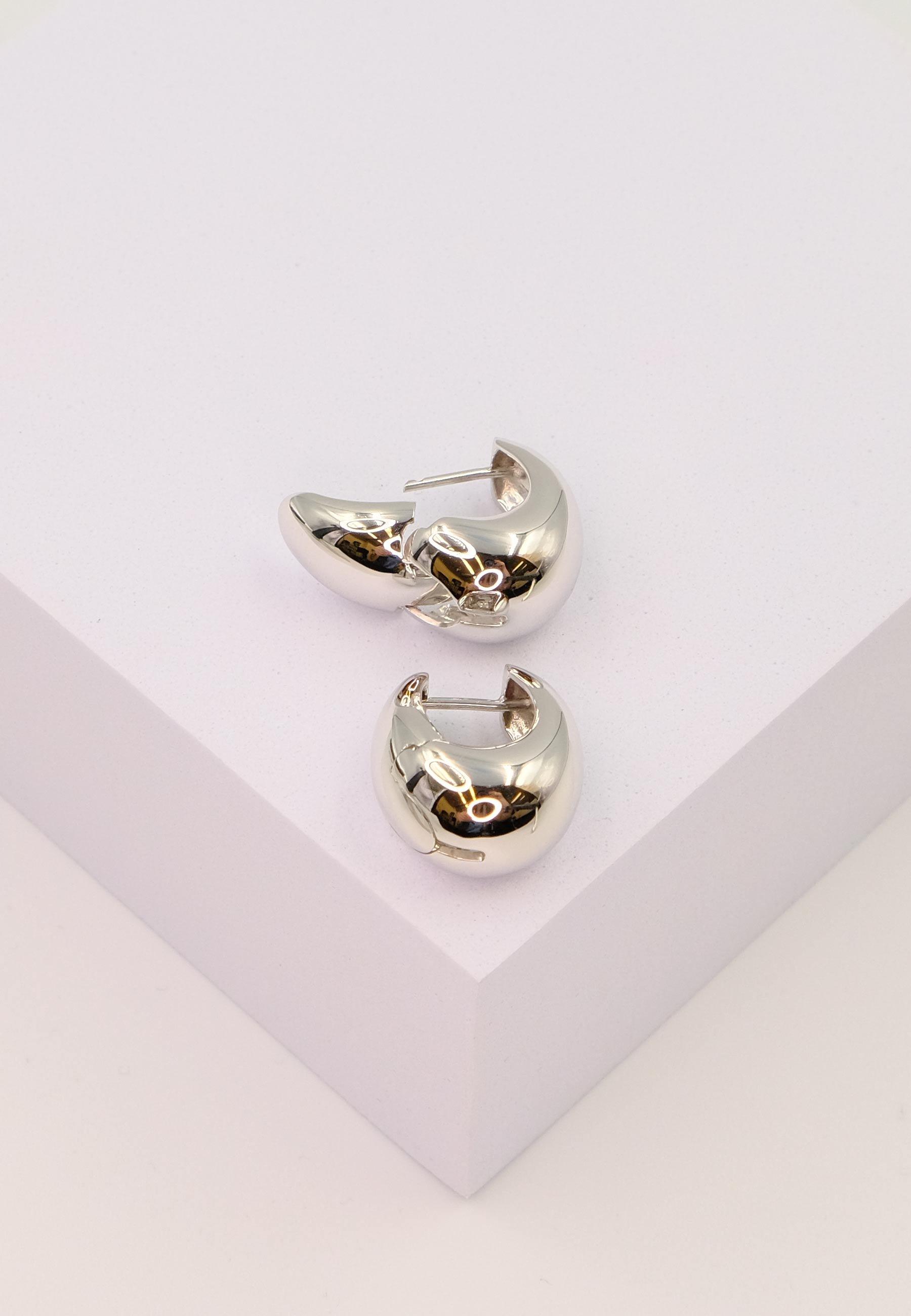 MUAU Schmuck  Creolen Weissgold 750 Scharnier bombiert 19x15mm 