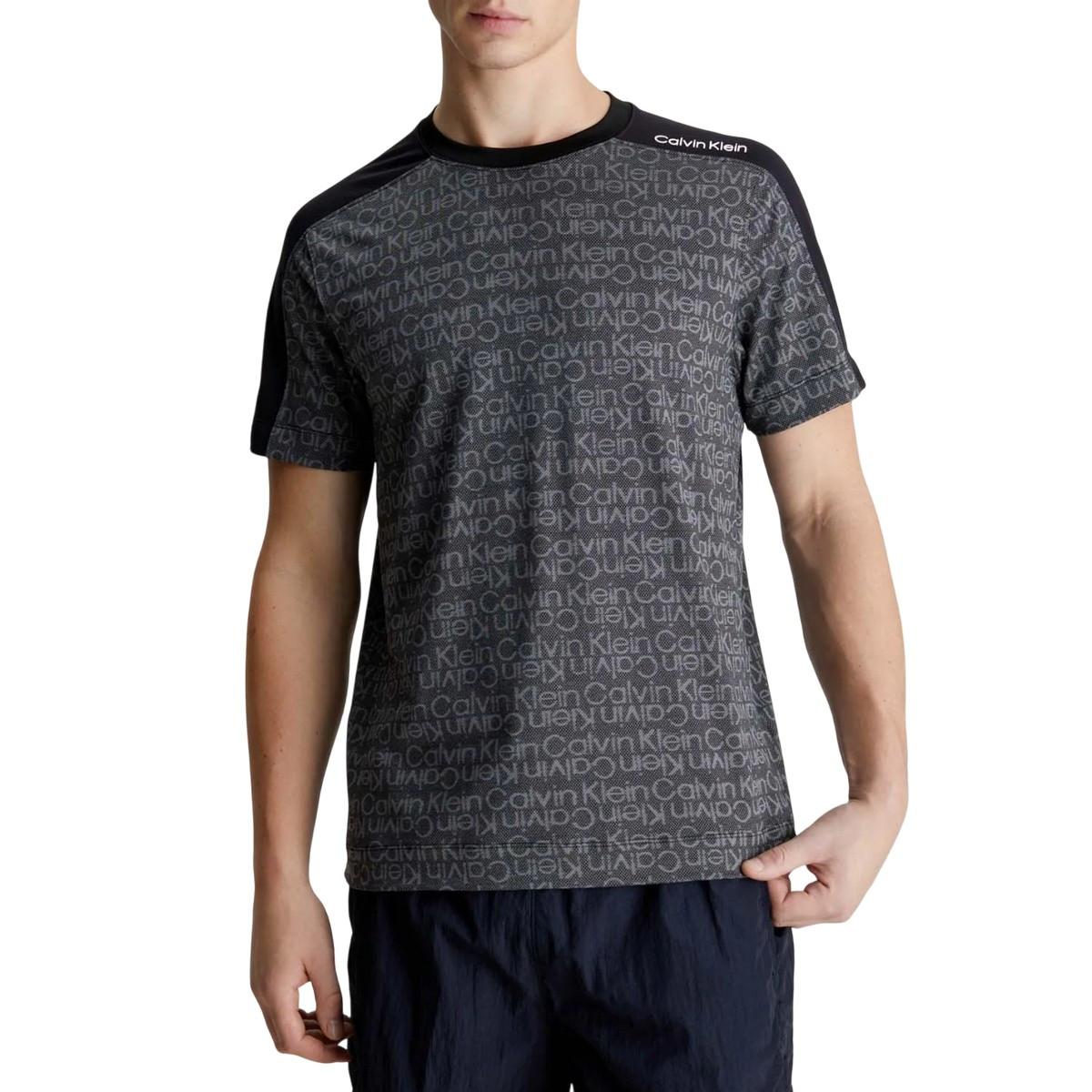 Calvin Klein Fitnessstudio Rundum Bedrucktes T-Shirt  