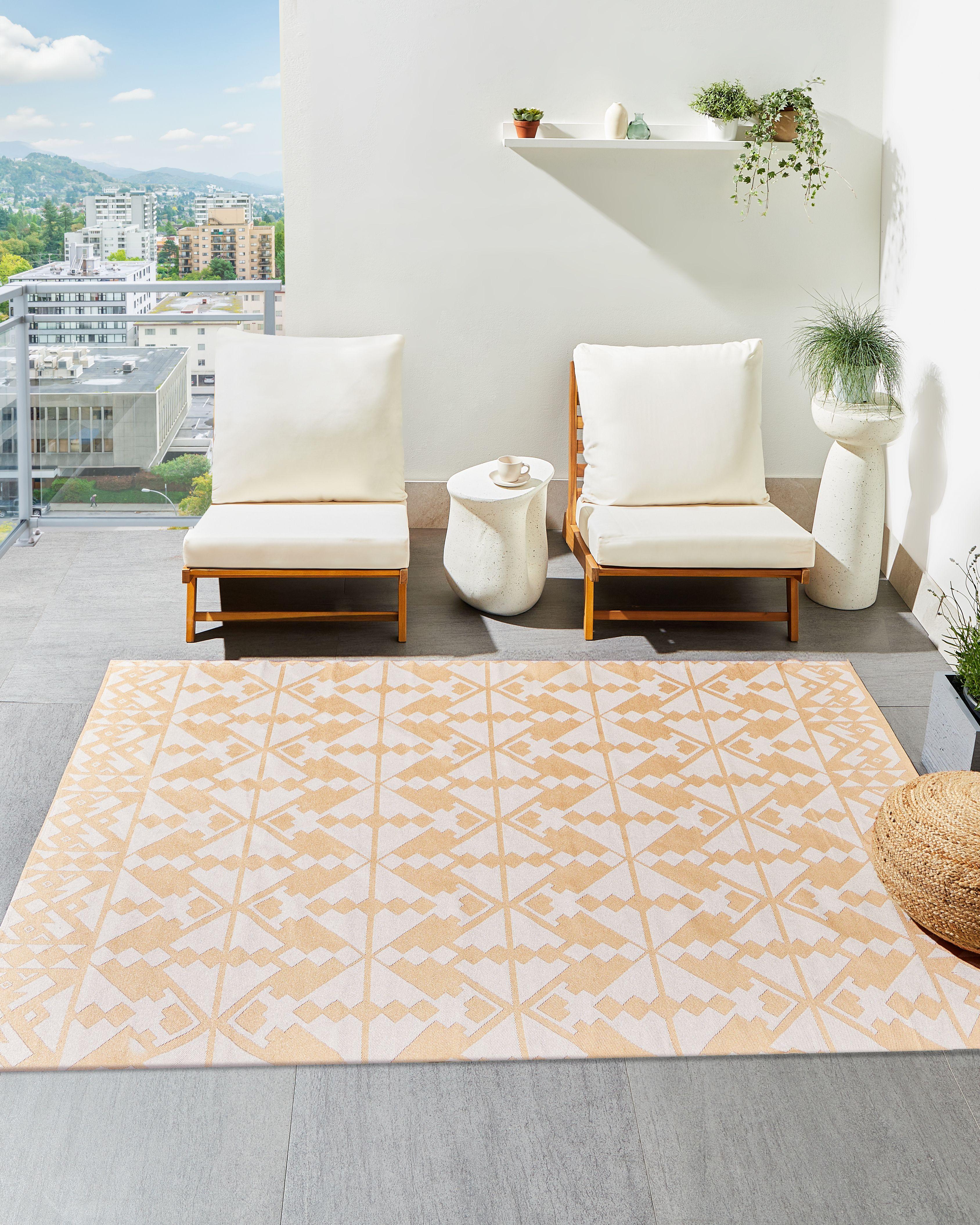 Beliani Outdoorteppich aus Polypropylen Modern BALASORE  