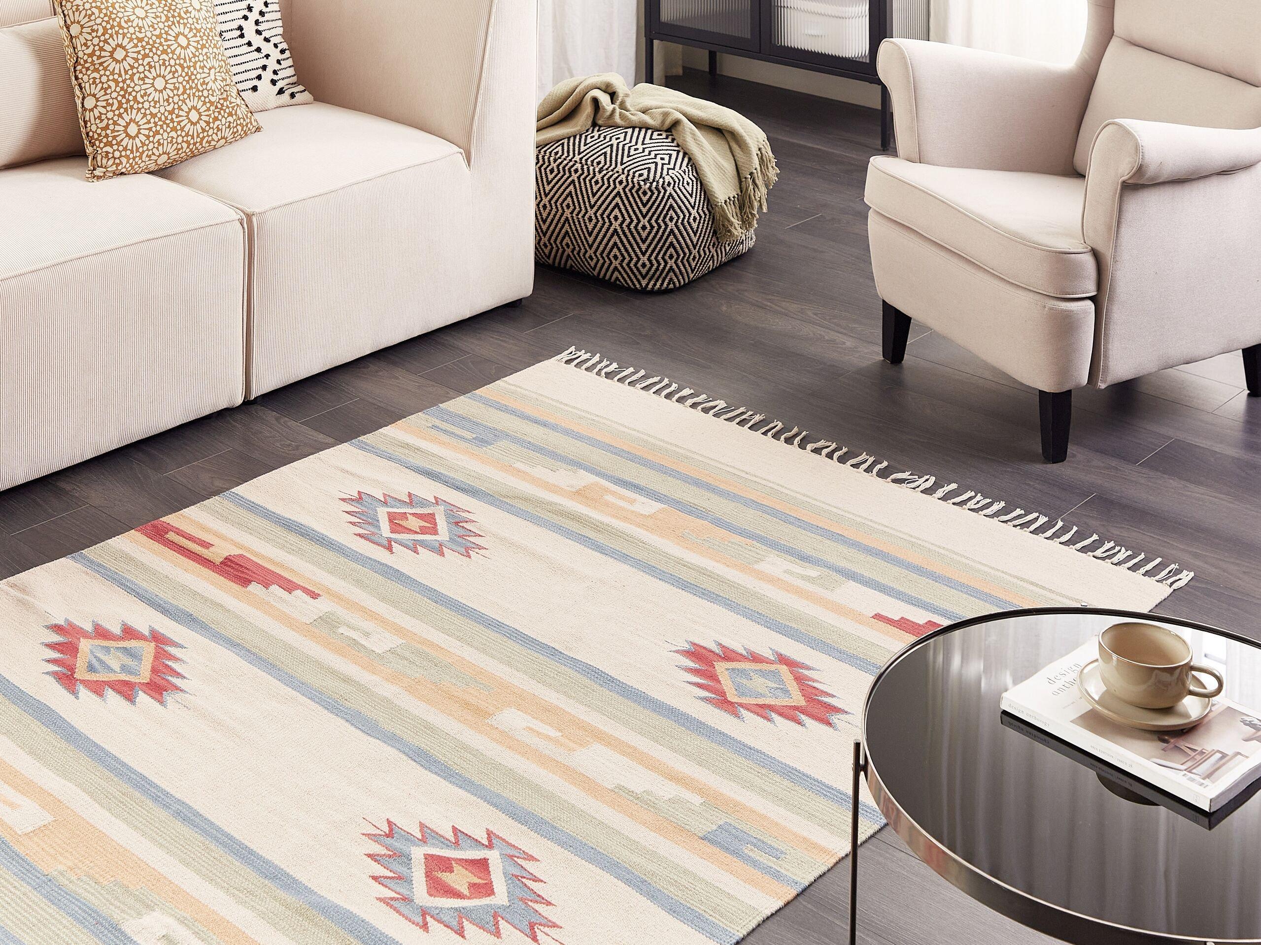 Beliani Tapis en Coton Traditionnel APARAN  