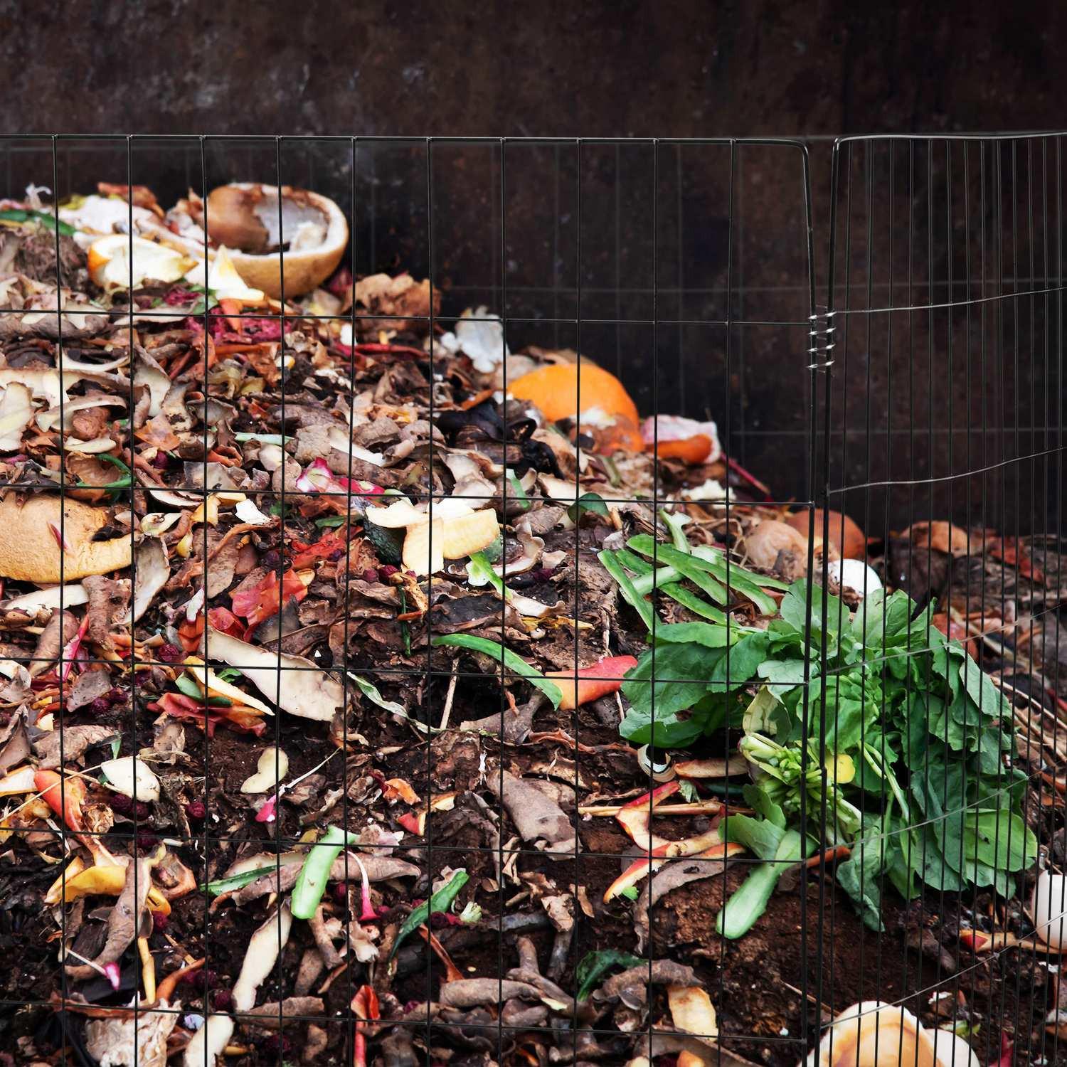 Northix Contenitore per il compost in rete metallica  