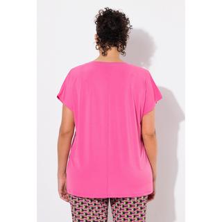 Ulla Popken  T-shirt oversize, col en V avec liseré pailleté, manches courtes 