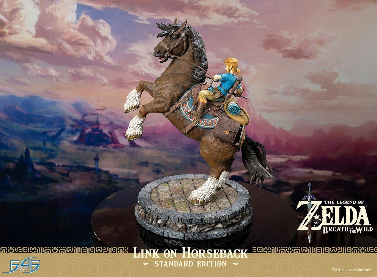 First 4 Figures  Figur: Breath of the Wild Statue Link on Horseback (56cm) 