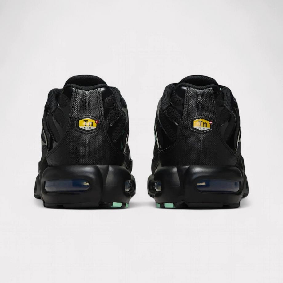 NIKE Air Max Plus Sneakers  