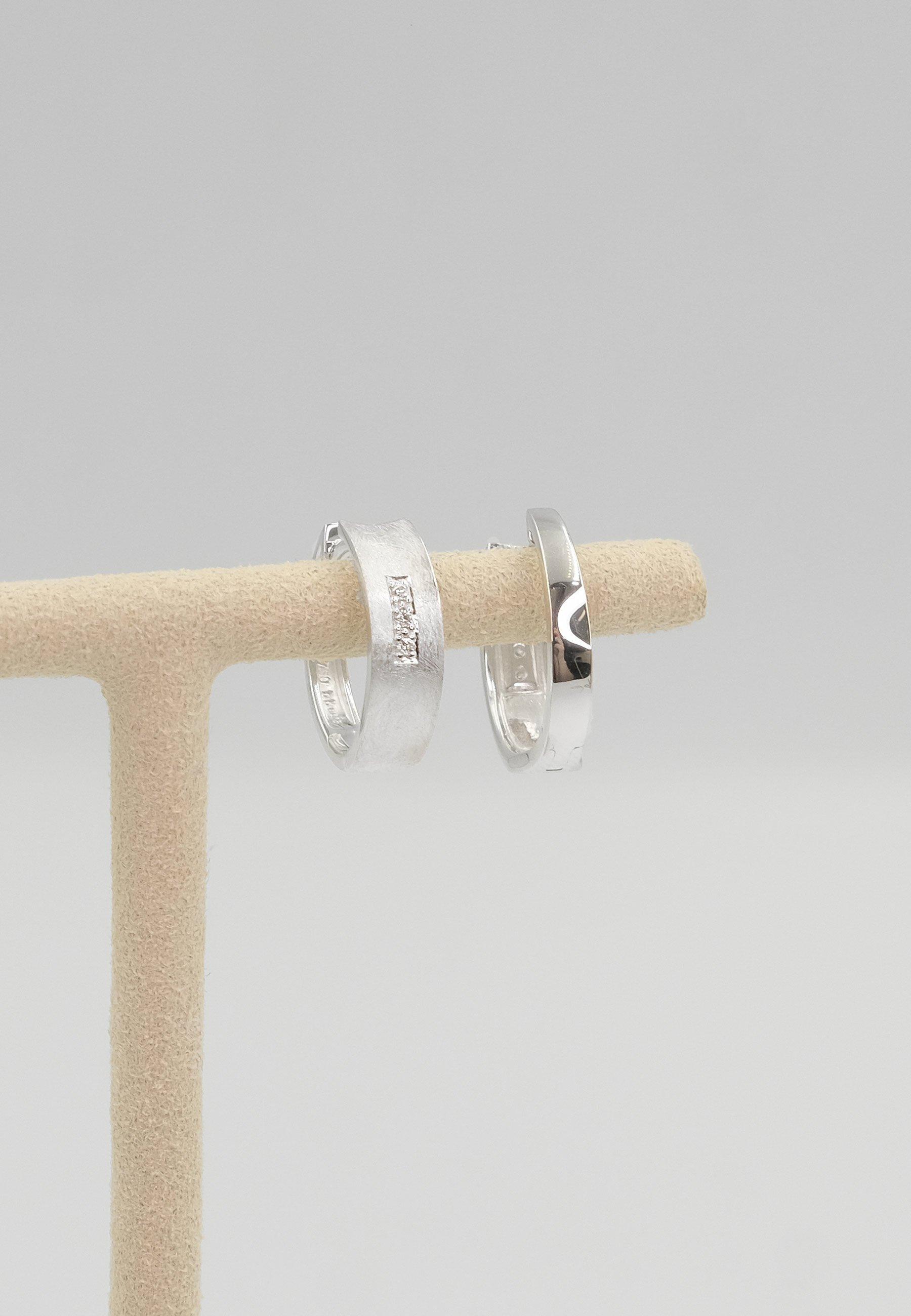 MUAU Schmuck  Creolen Weissgold 750 Diamant 0.03ct. 15mm 