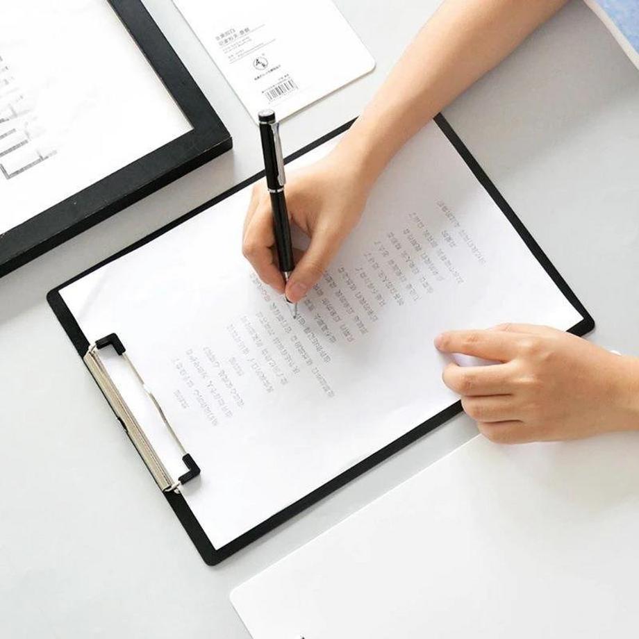 Northio  Schreibplatte mit Stahlklammer – A4 