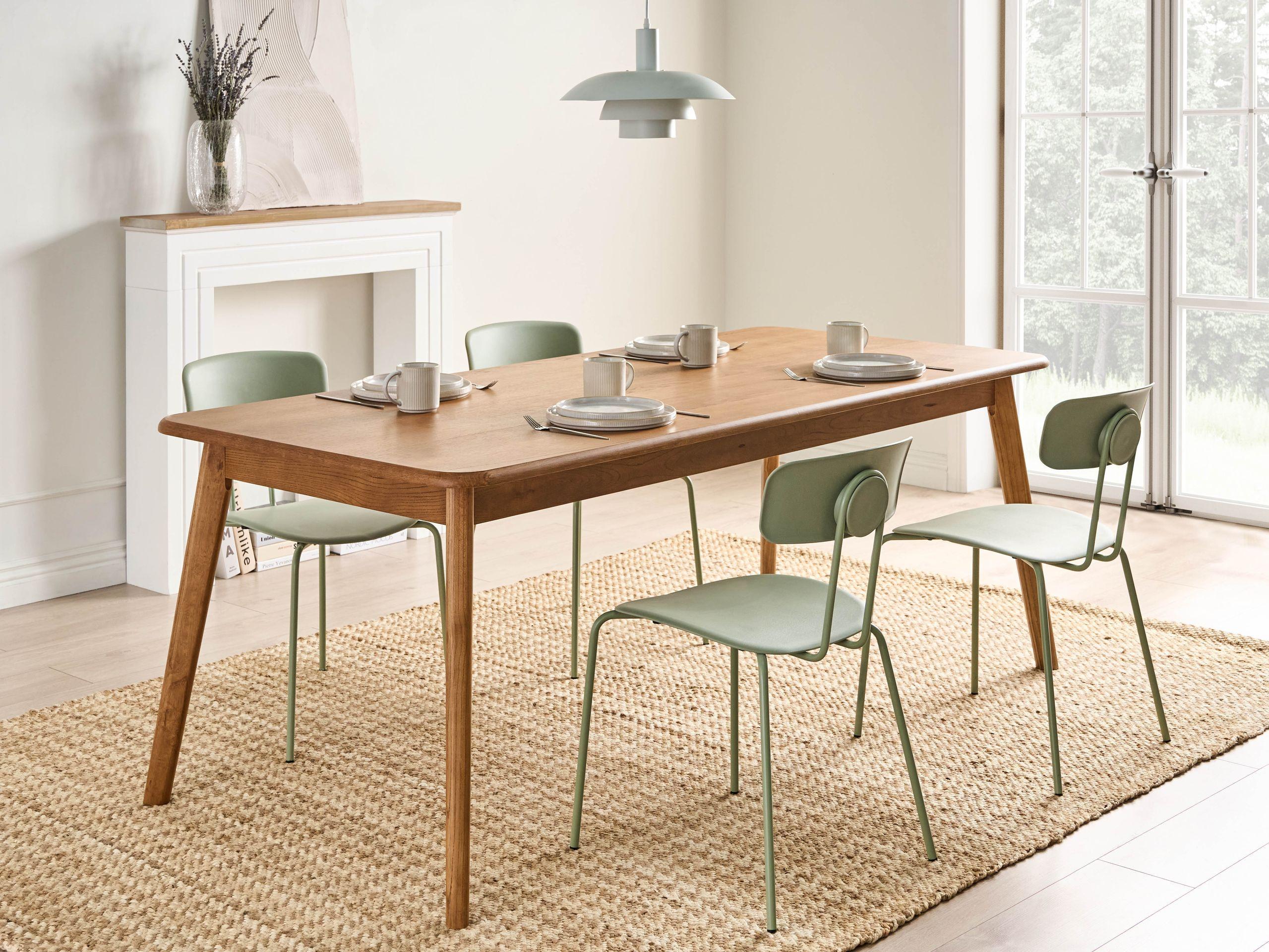 Beliani Esstisch aus MDF-Platte Klassisch KEHO  