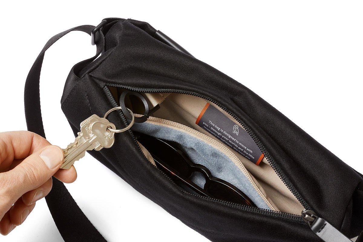bellroy Sling Mini Melbourne Black  