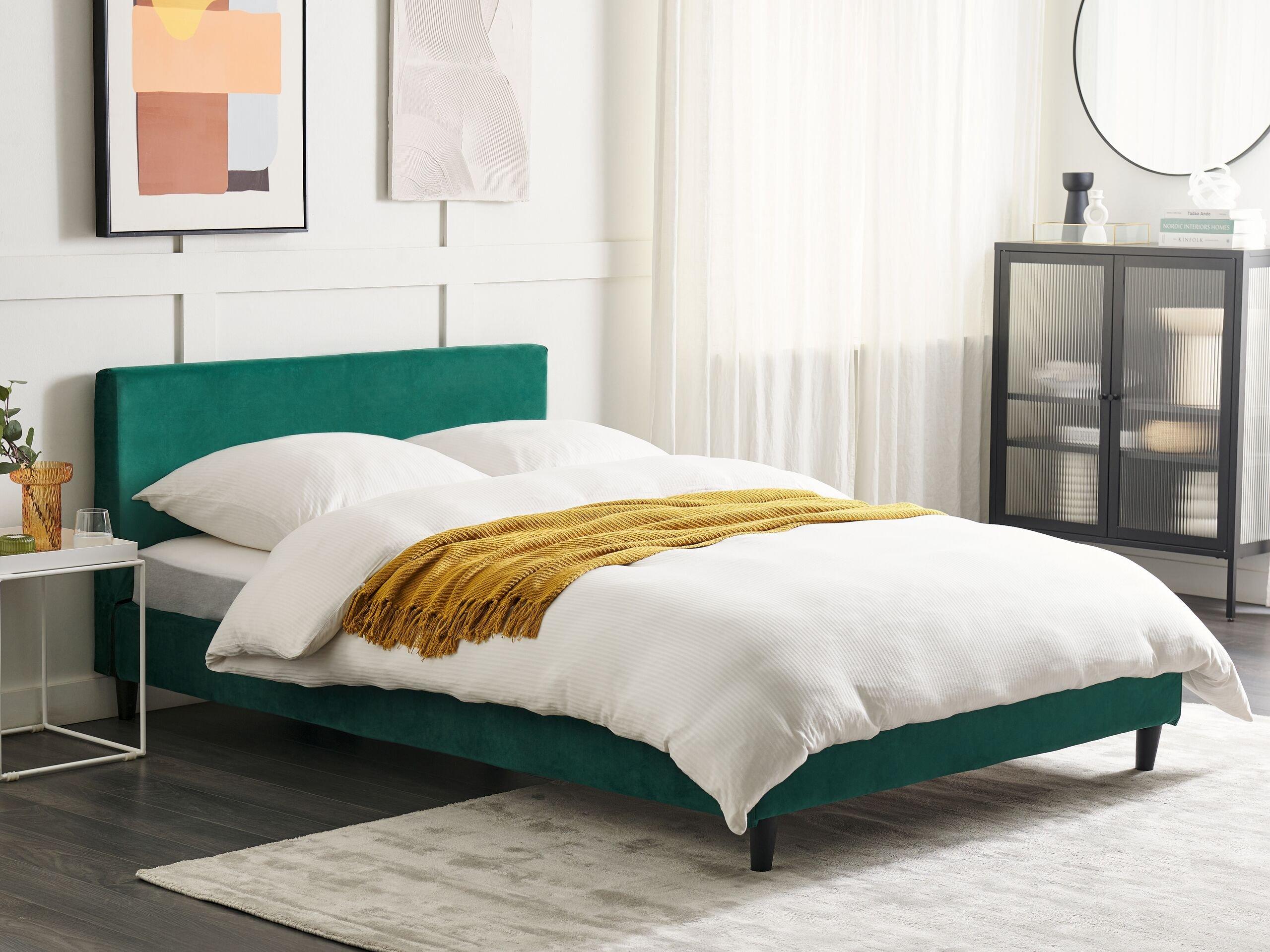 Beliani Bett mit Lattenrost aus Samtstoff Modern FITOU  