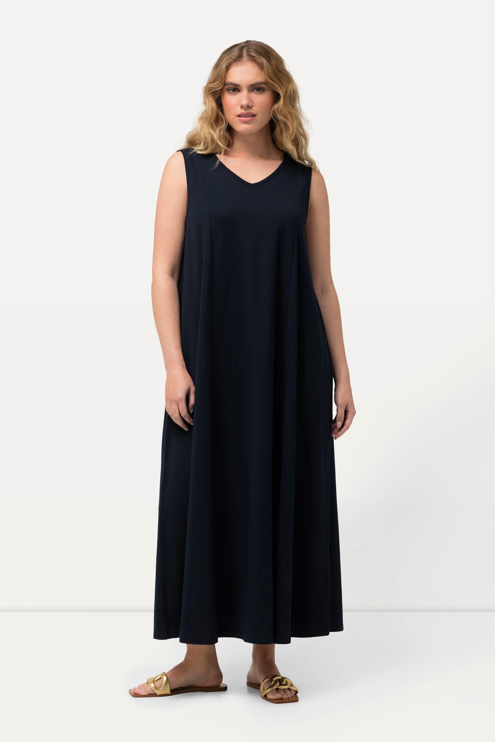 Ulla Popken  Robe maxi en jersey, sans manches. Silhouette en A évasée et décolleté en V. 