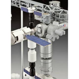 Revell  1:144 Sonderset 25 Jahre ISS Limited Edition 