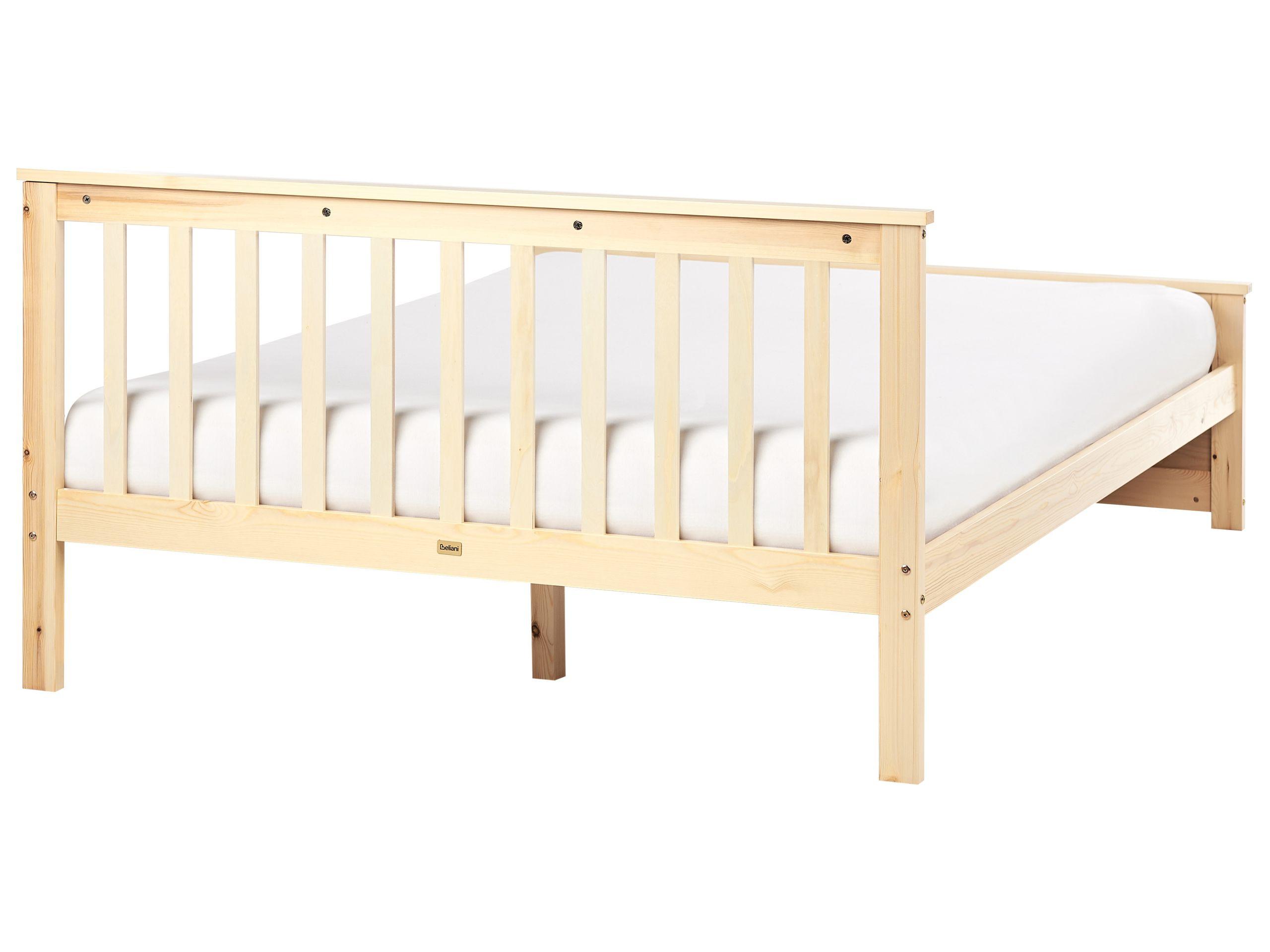 Beliani Lit avec sommier en Bois de pin Scandinave OLENDON  