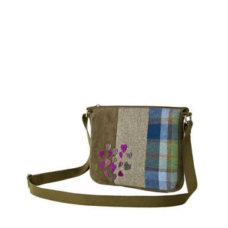 Joe Browns  Tartan-Tasche mit Herz-Applikation 