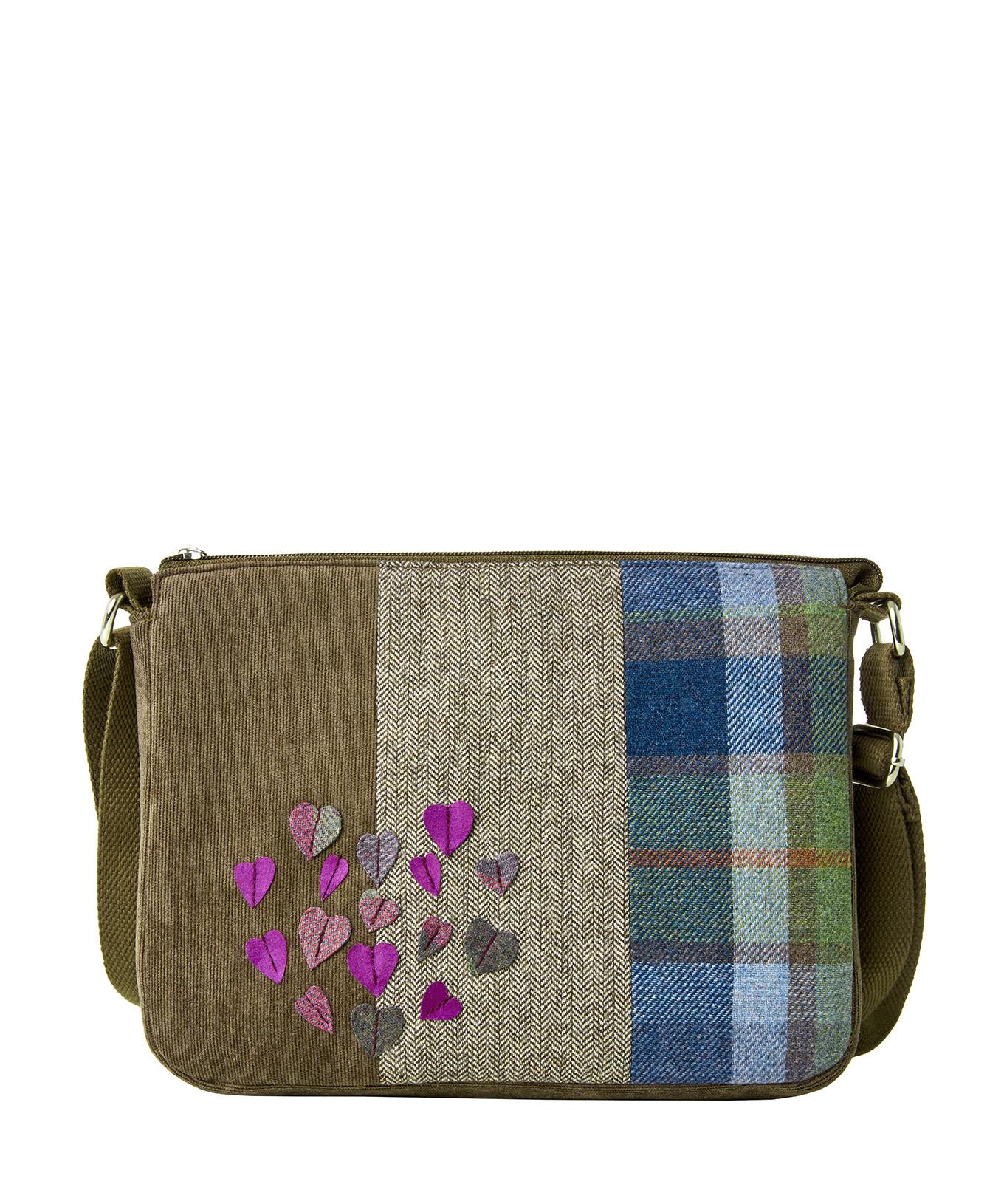 Joe Browns  Tartan-Tasche mit Herz-Applikation 