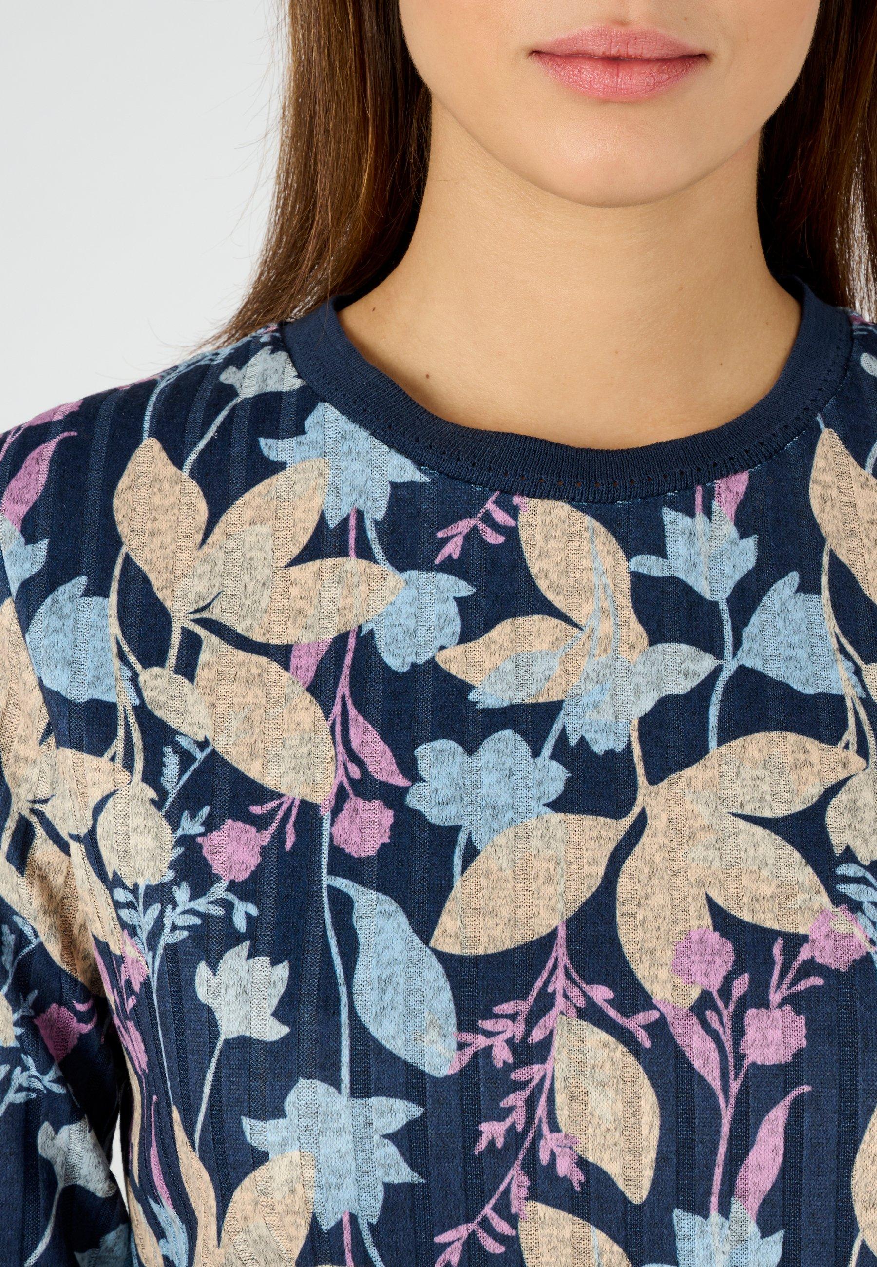 Damart  Shirt aus Rippstrick mit floralem Motiv. 