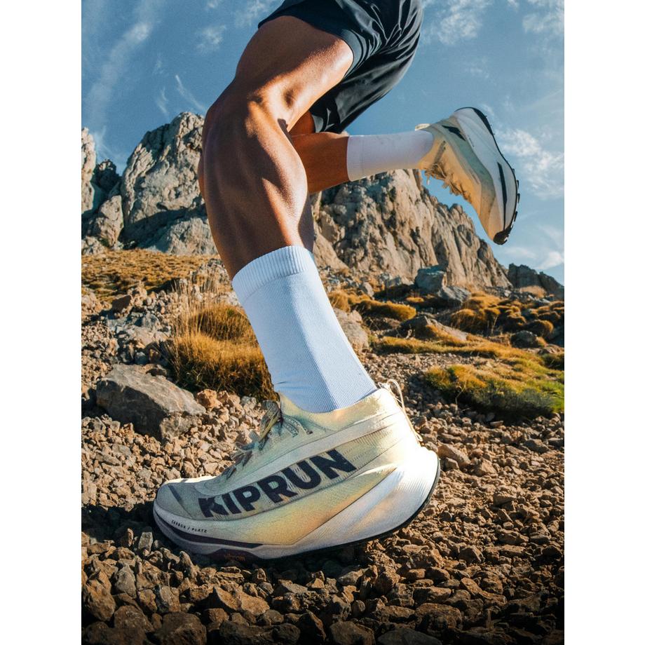 KIPRUN Kipsimmit Race Trailrunning Carbonplatte Sportschuhe  