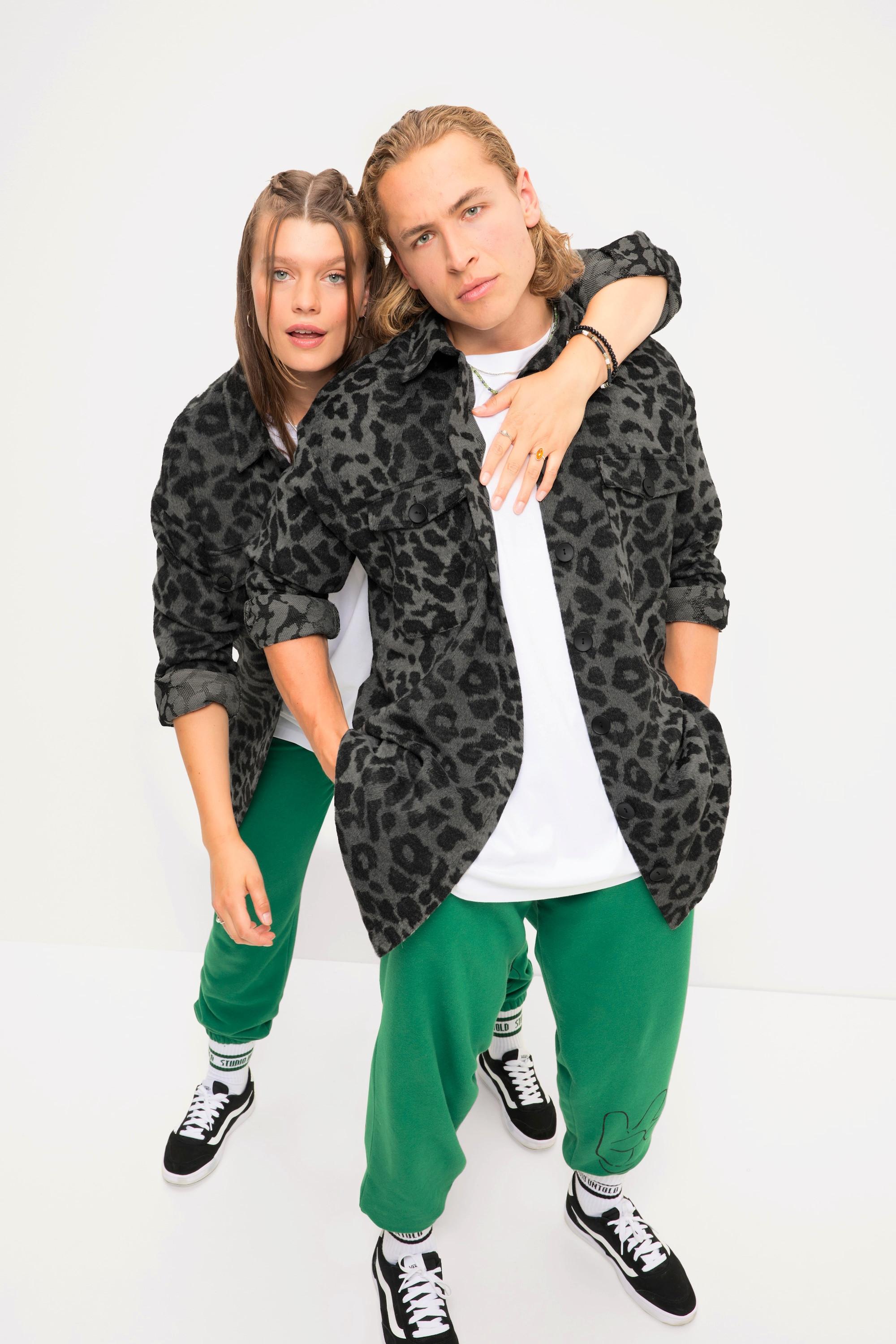 Studio Untold  Giacca a camicia unisex dal taglio oversize con peluche leopardato, colletto da camicia e maniche lunghe 