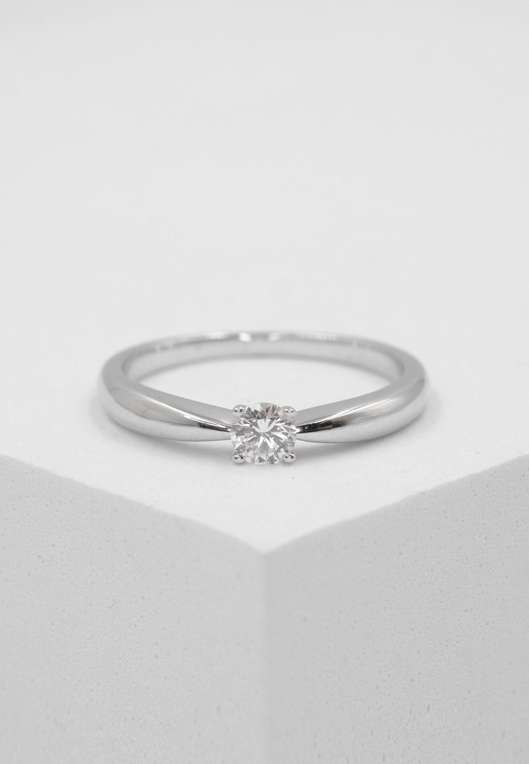 MUAU Schmuck  Bague Solitaire Diamant 0.20ct. or blanc 750 