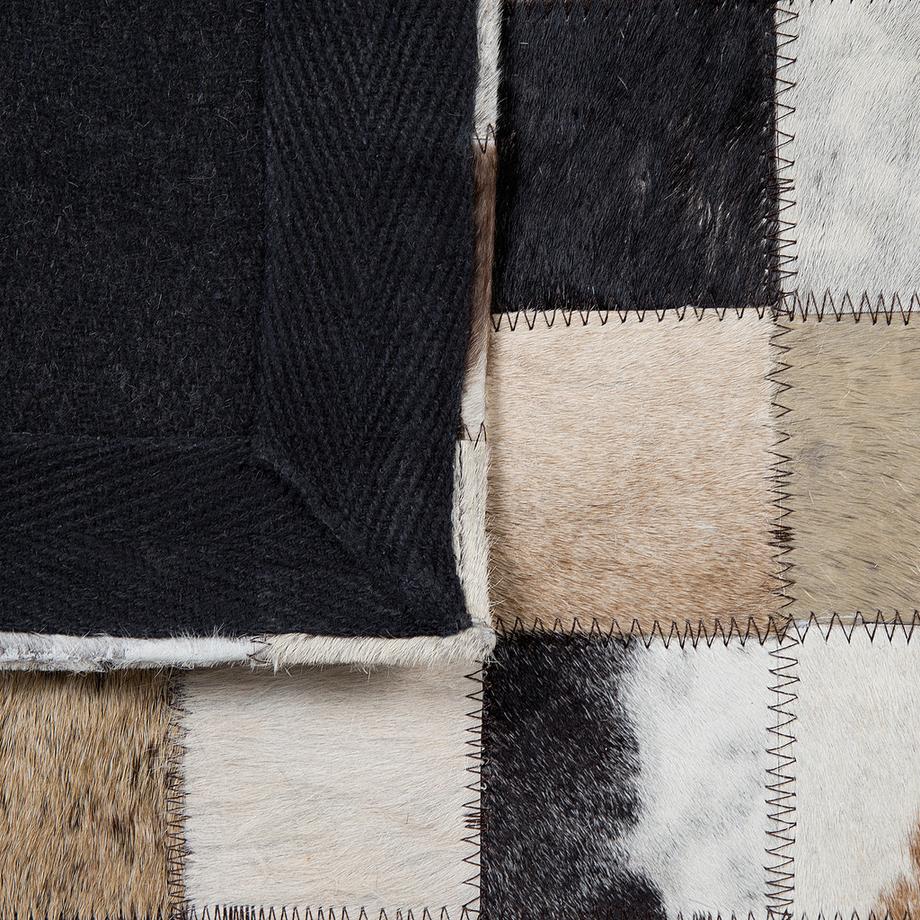 Beliani Tappeto en Pelle di vacchetta  CERLI  