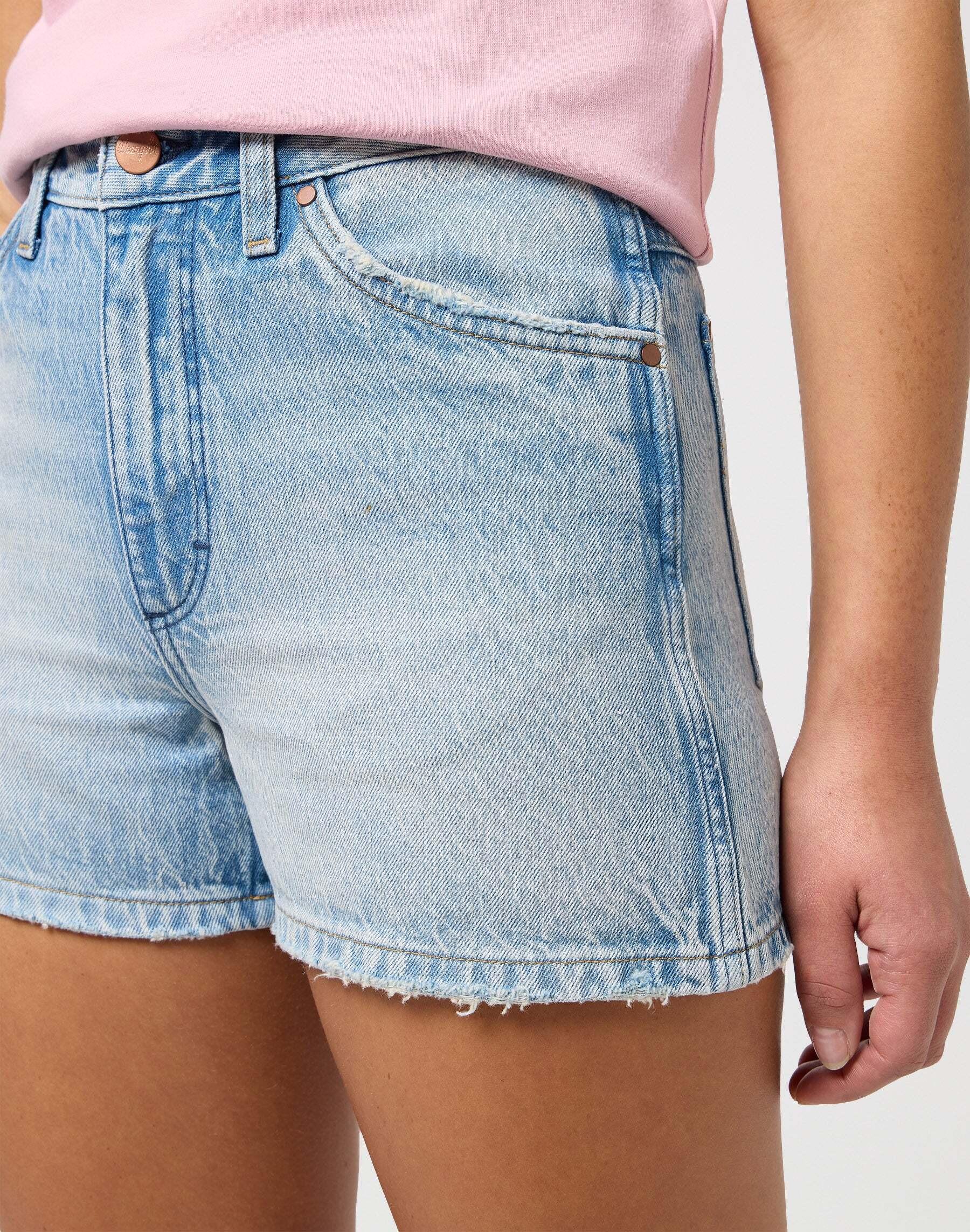 Wrangler Cowboy Short 3 Inch Shorts in denim  