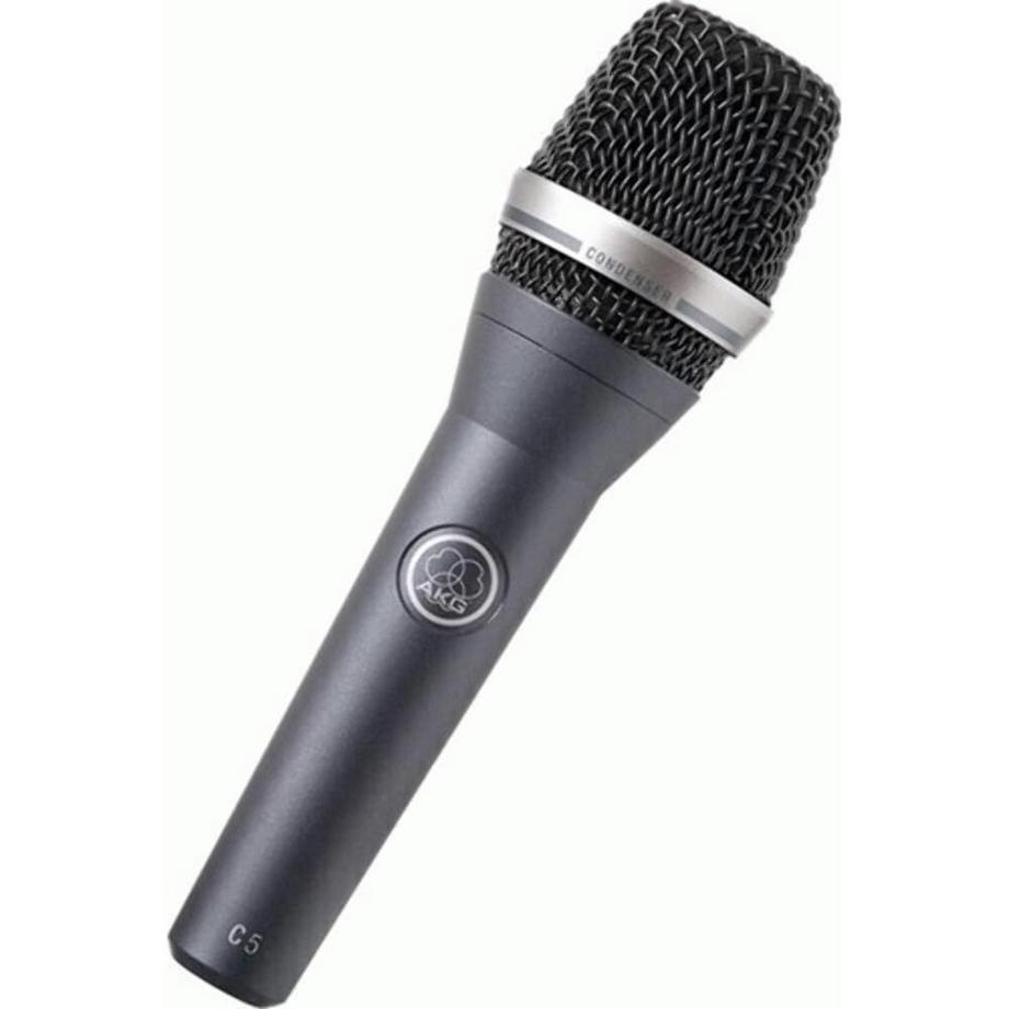 AKG  AKG 