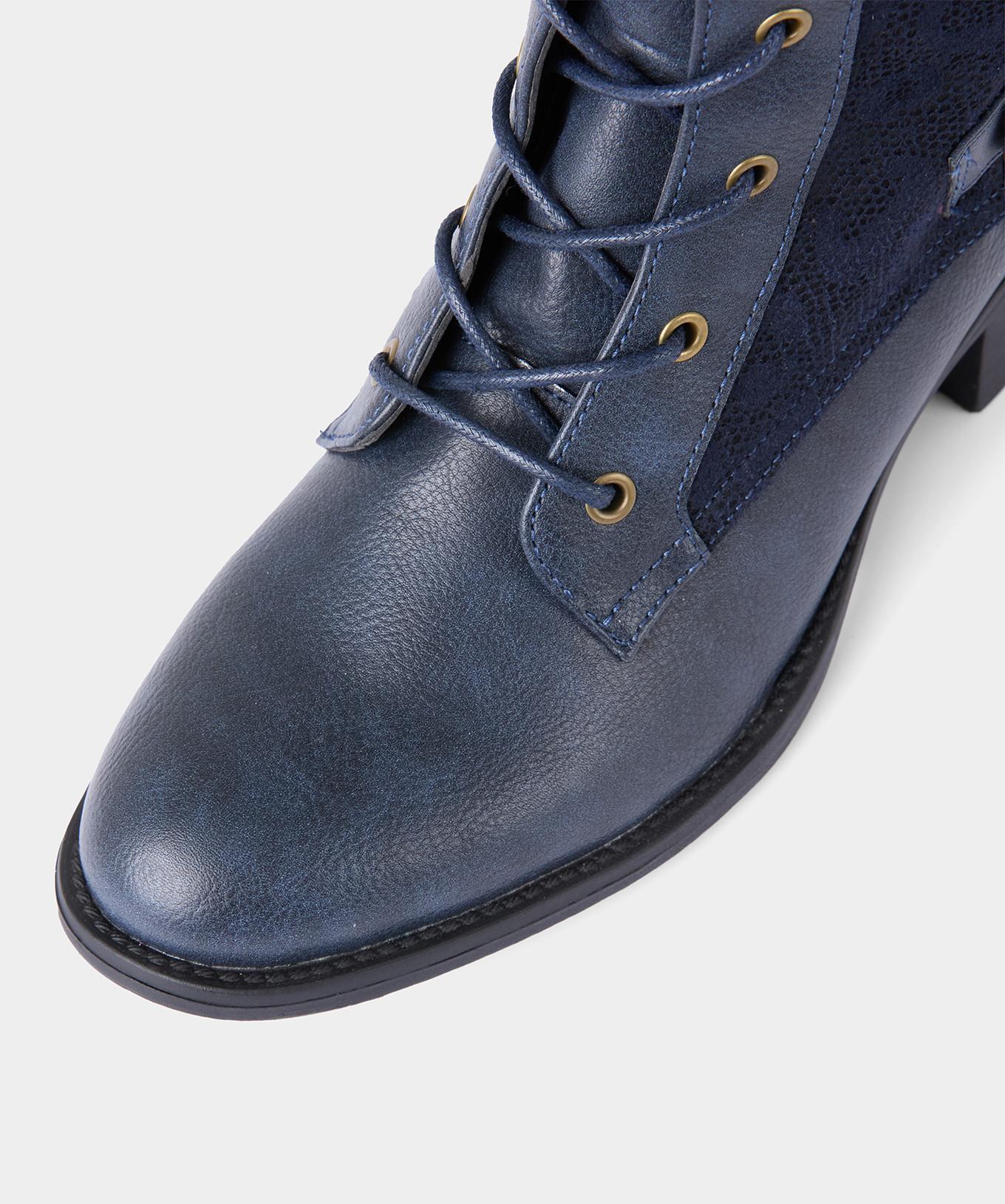 Joe Browns  Reitstiefel mit Schnürung und Leopardenmuster 