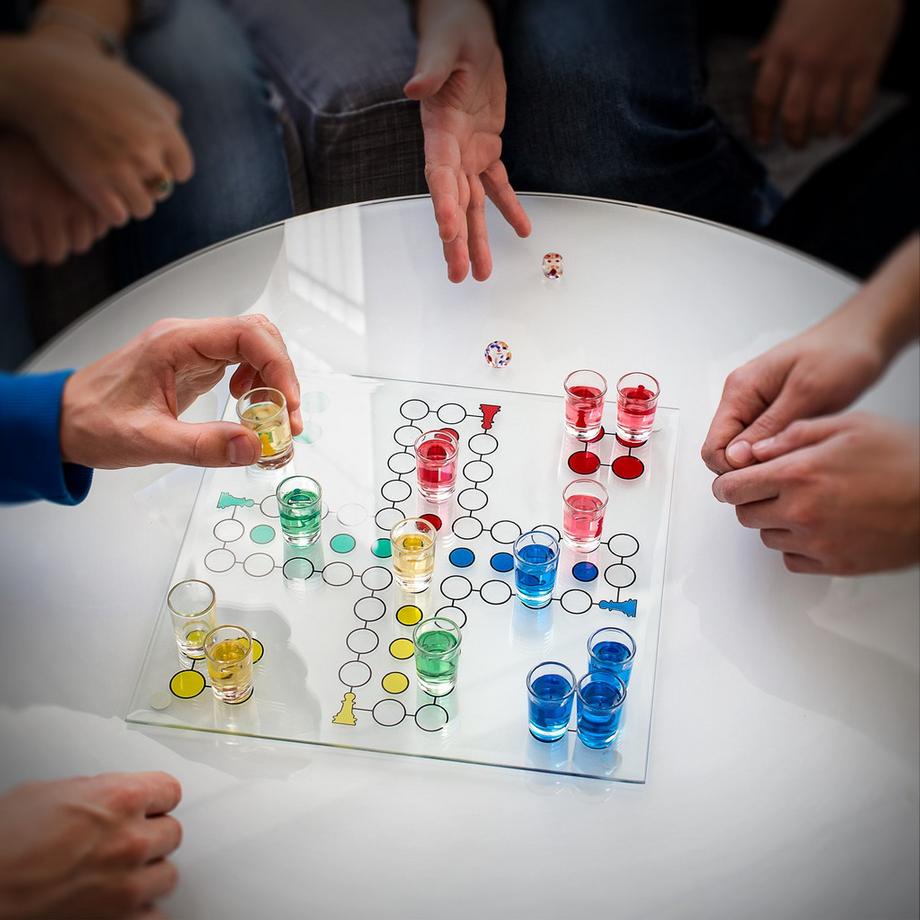 B2X  Trinkspiel Ludo 