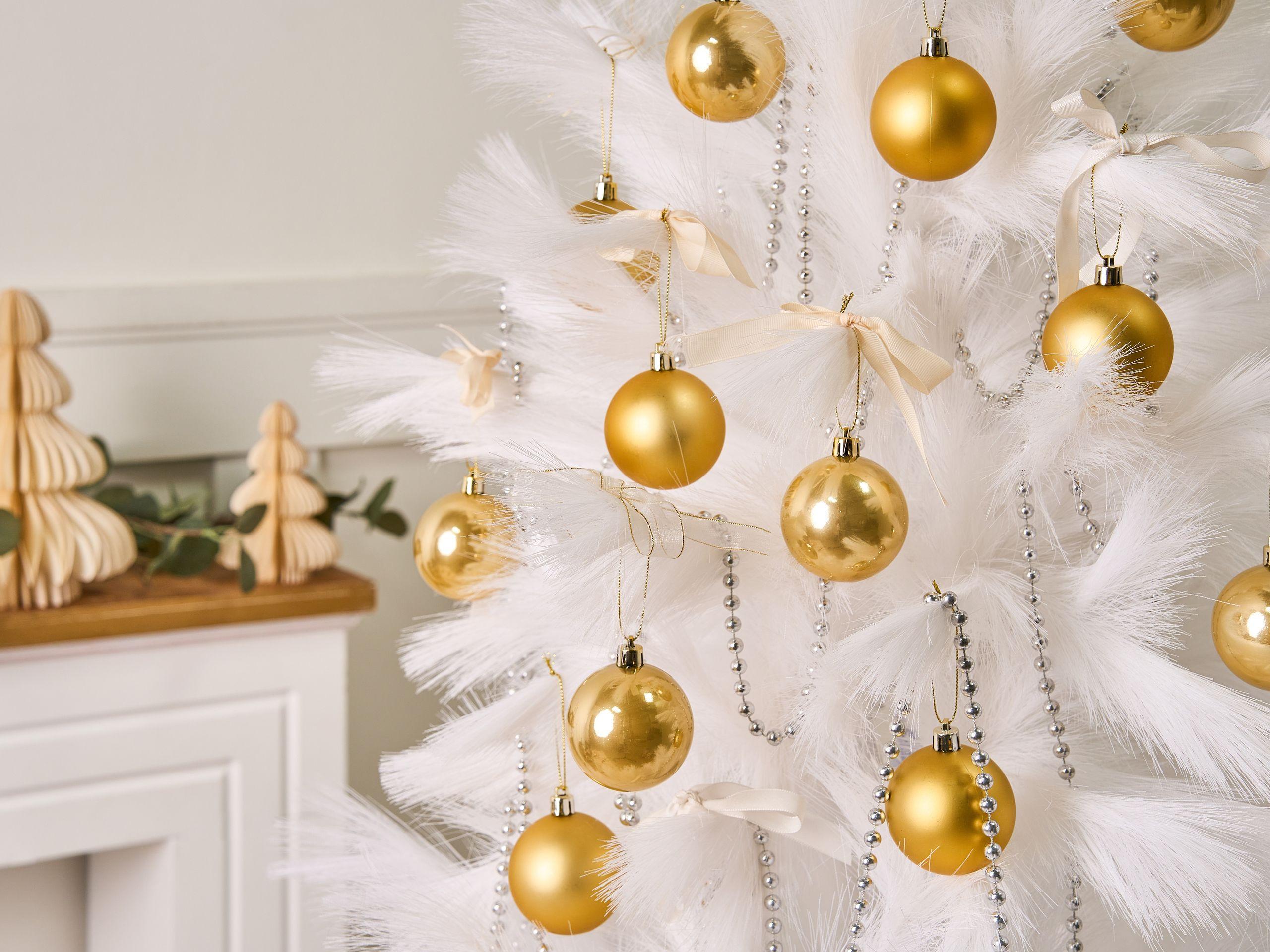 Beliani Set di 60 palline decorative en Materiale sintetico Glamour FEGEN  