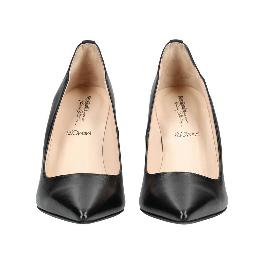 Nero Giardini Spitz zulaufende Pumps  