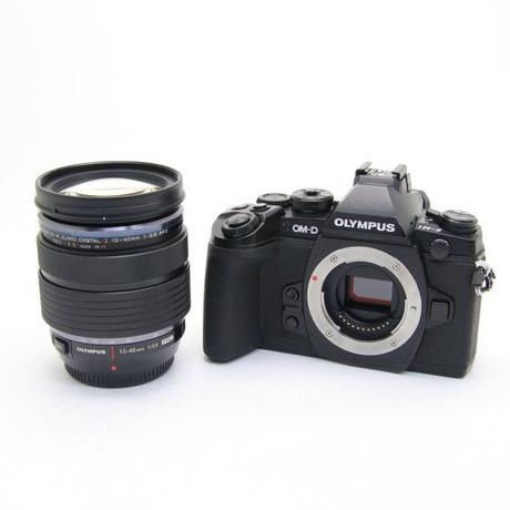 OLYMPUS  OM System OM-1 Kit (12-40 mm F2.8 Pro II) 