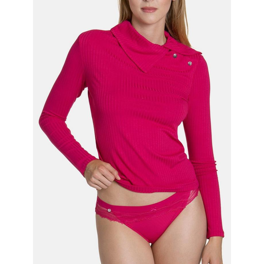 Godetevi il top a maniche lunghe con collo alto