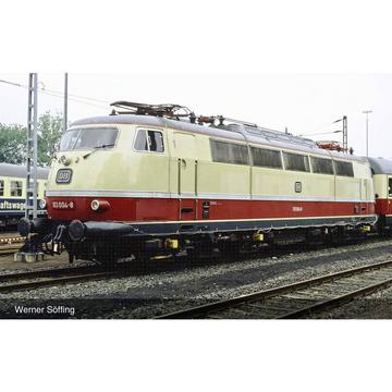 N locomotive électrique 103 004 de la DB