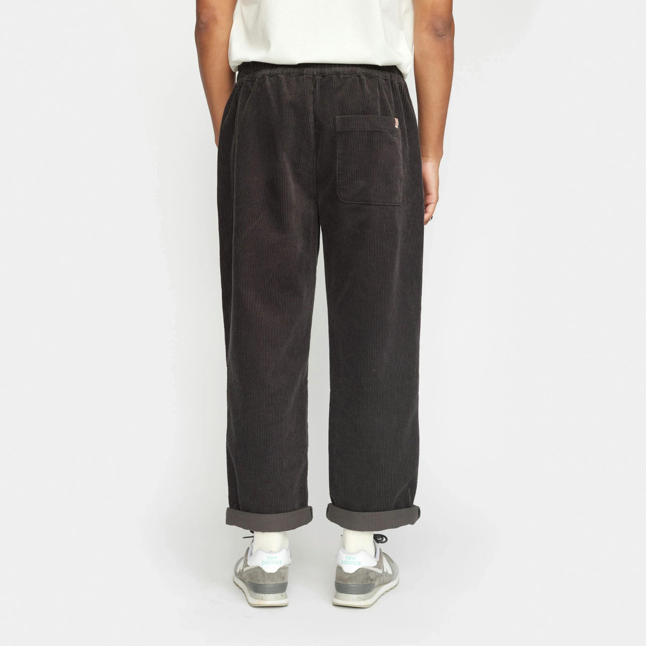 Revolution  pantalon casual 