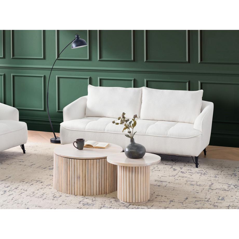 Beliani 3 Sitzer Sofa aus Bouclé Landhausstil HOBRO  