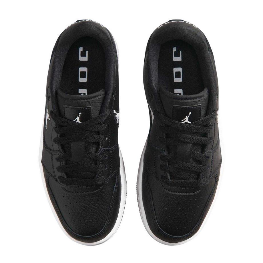 NIKE Baskets Air Jordan Access en Cuir  