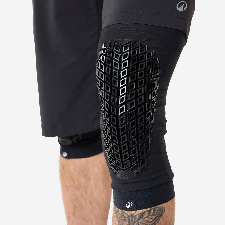 ROCKRIDER  Genouillères VTT All-mountain et Enduro light D3O 