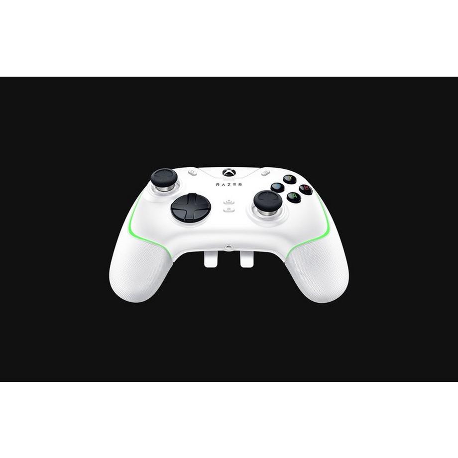 RAZER  Wolverine V2 Chroma Weiß USB pad Analog / Digital Xbox Series S, Xbox Series X 