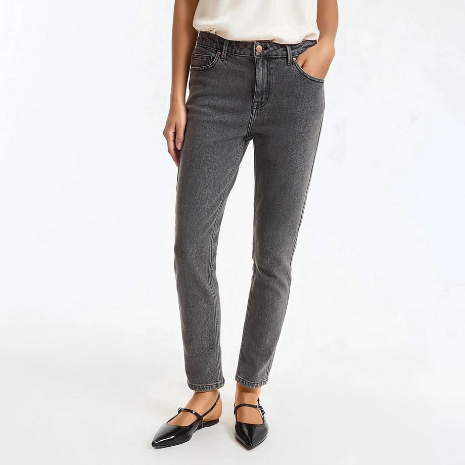 Slim-Fit-Jeans