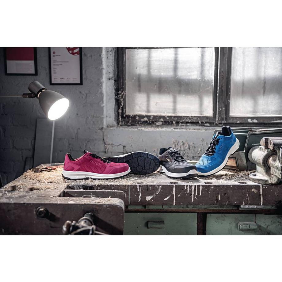 uvex  1 sport Halbschuh 65992 S1 P SRC Weite 11 